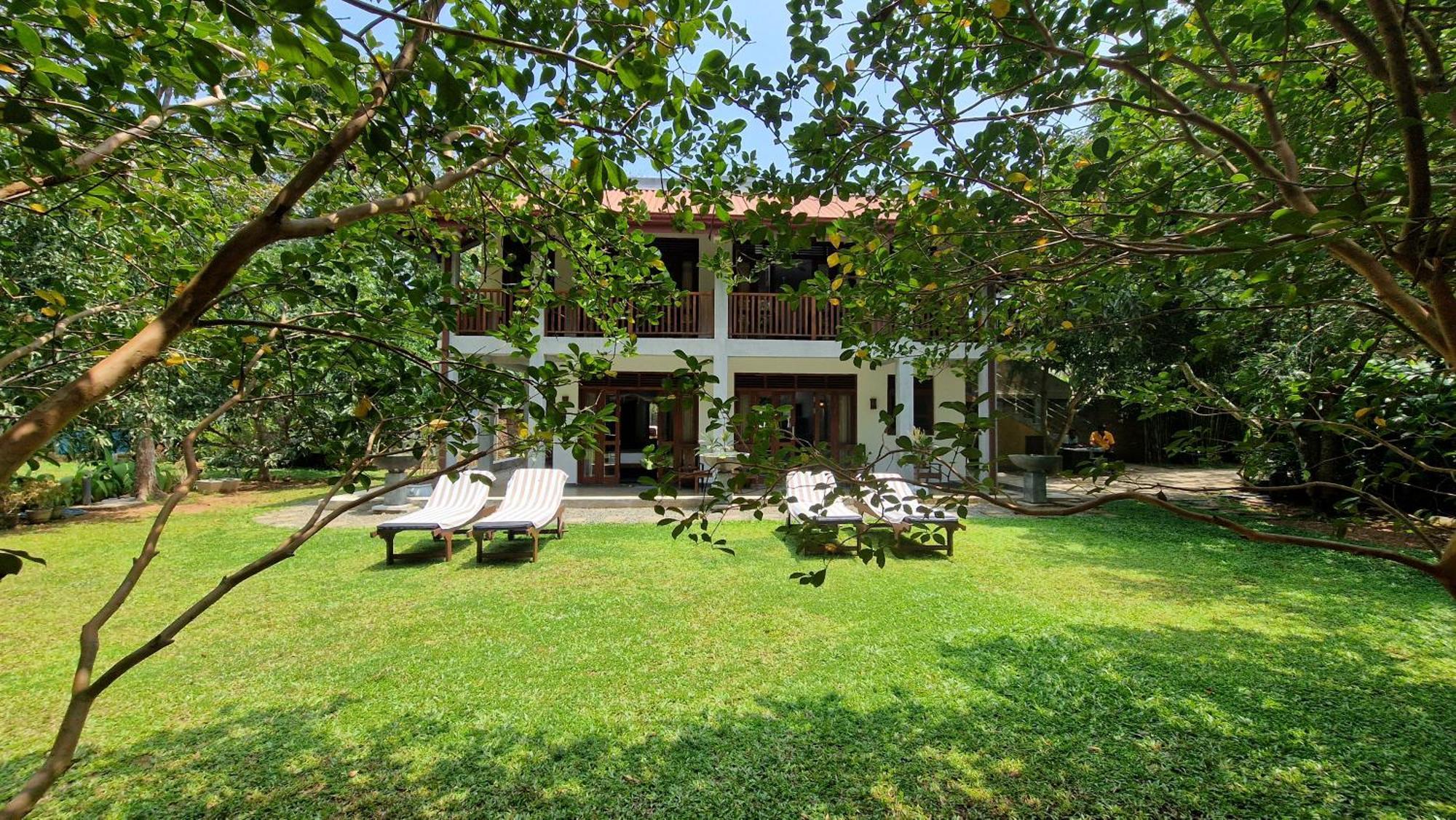 Villa Arana Bentota Luaran gambar