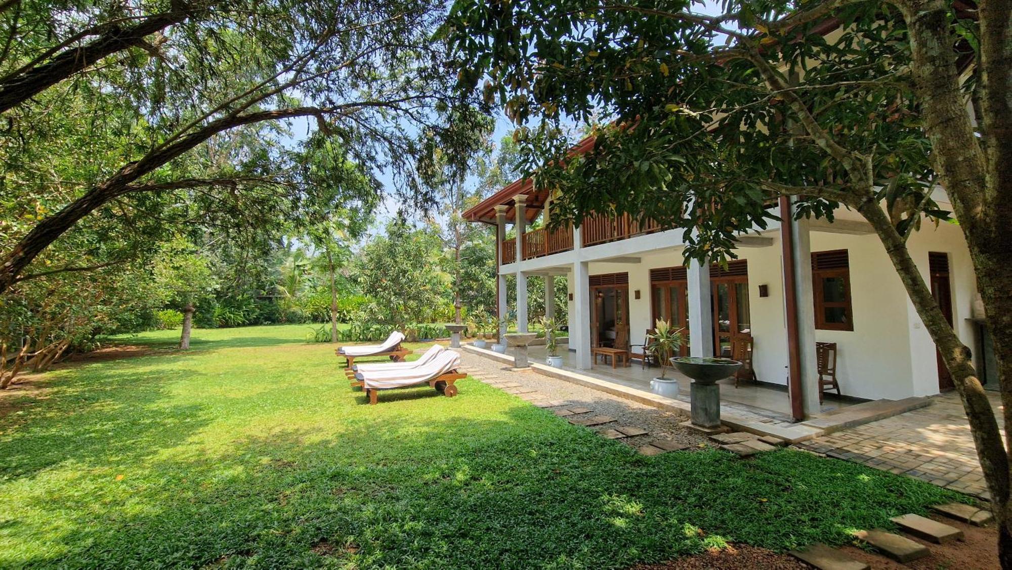 Villa Arana Bentota Luaran gambar
