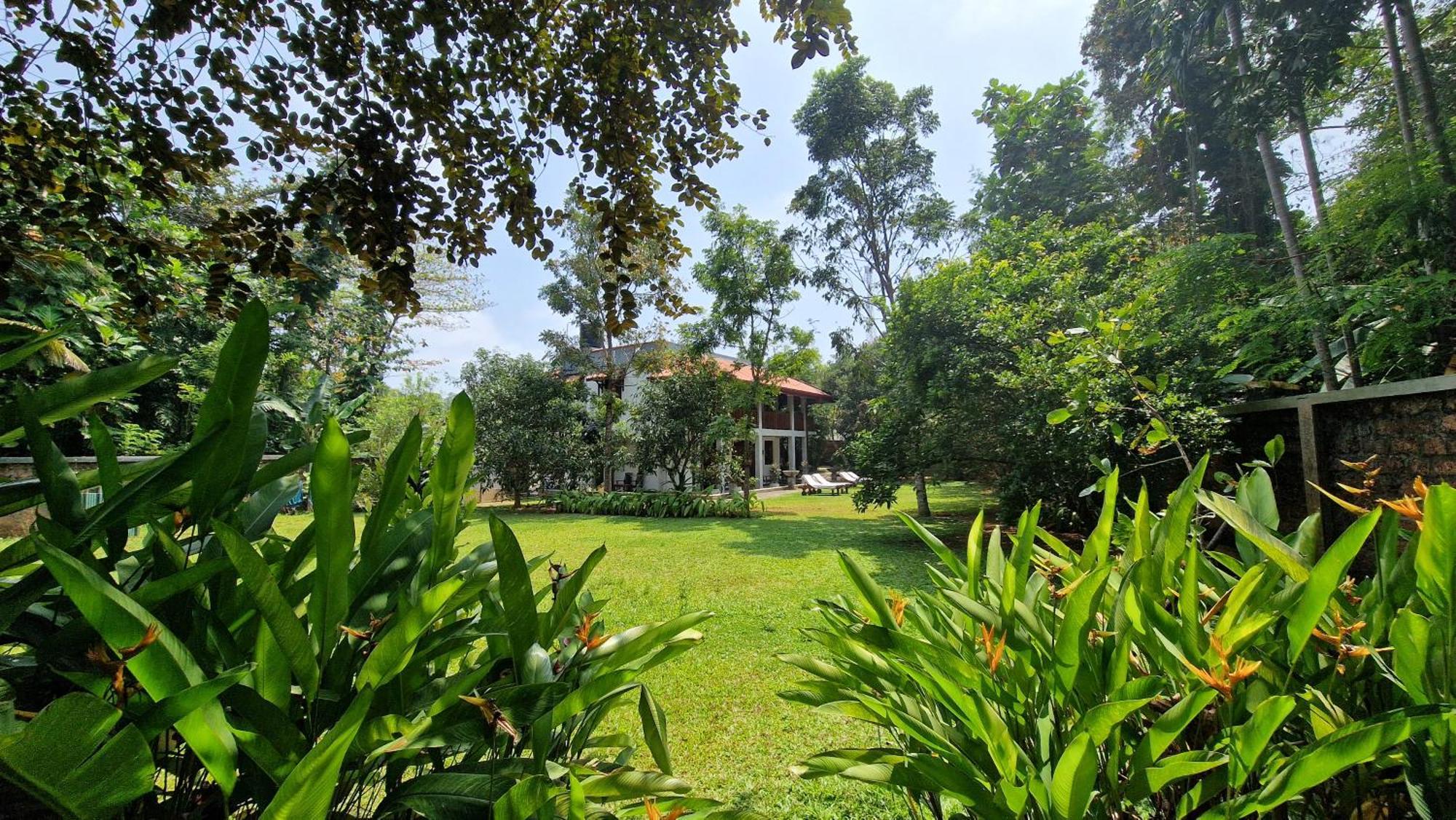 Villa Arana Bentota Luaran gambar