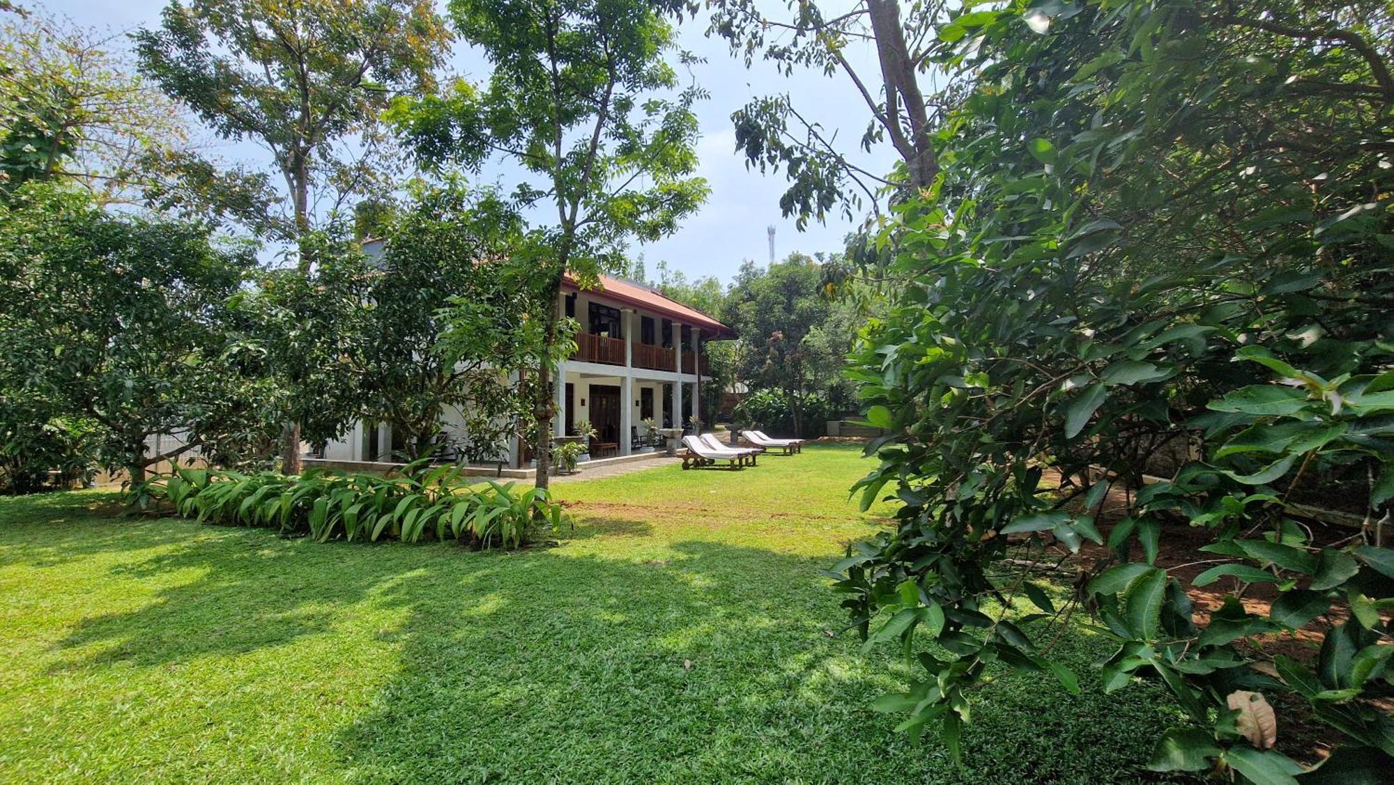 Villa Arana Bentota Luaran gambar
