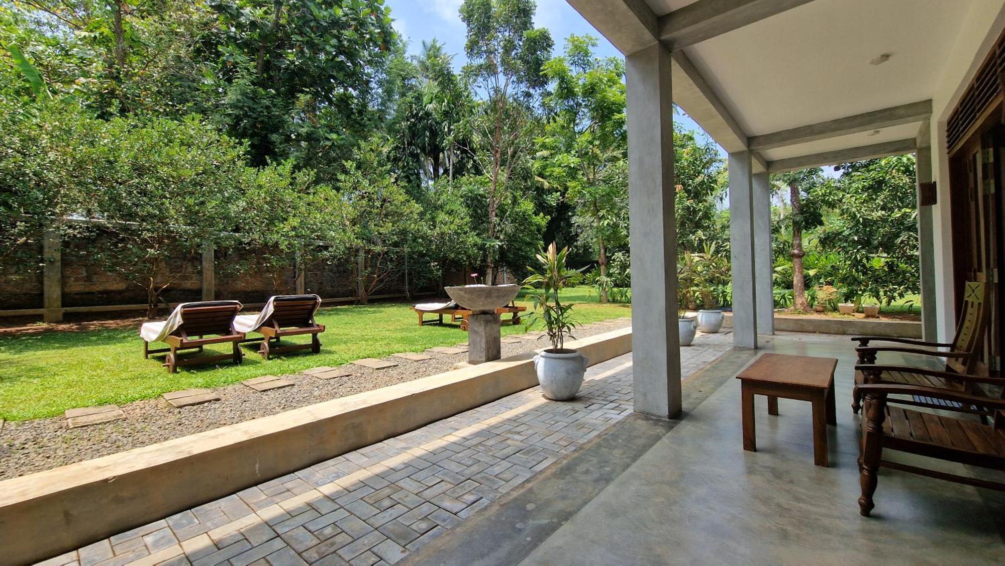 Villa Arana Bentota Luaran gambar